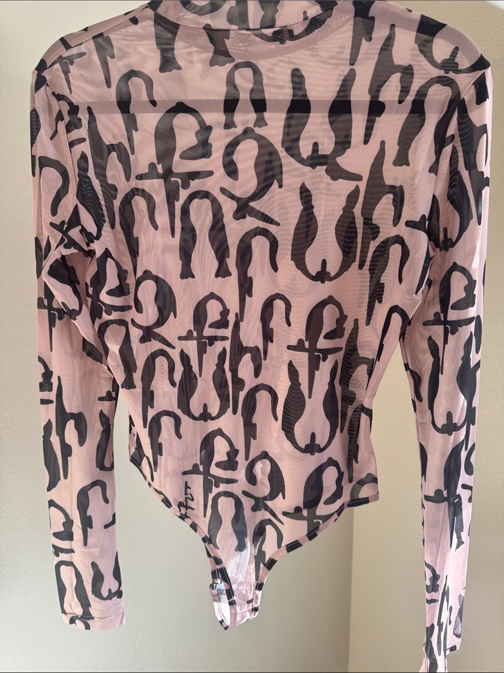 Source Unknown Pink and Black Printed Long Sleeve Bodysuit